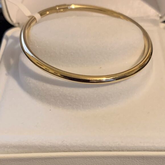 Madi K 14K Yellow Gold Baby Slip-On Bangle Bracelet – 5” circumference - Picture 5 of 12